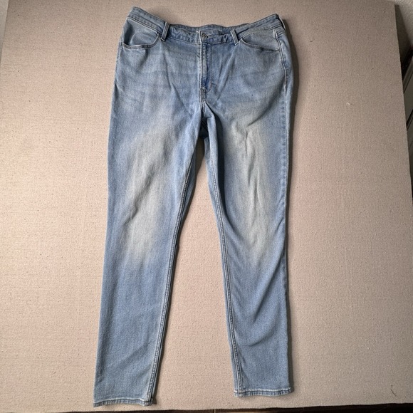 Old Navy Women's High Rise WOW Super-Skinny Light Wash Jeans Size 16 Long - Picture 2 of 8